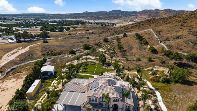 18936 Summerleaf Lane, Riverside, CA 92504