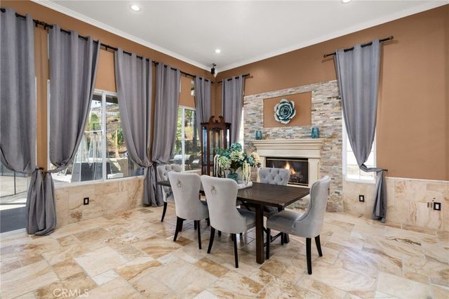 18936 Summerleaf Lane, Riverside, CA 92504