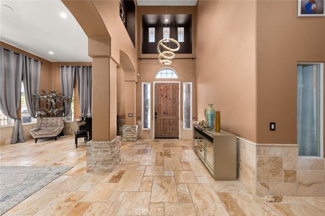 18936 Summerleaf Lane, Riverside, CA 92504