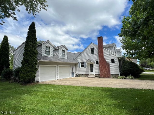 3317 Wilson Avenue, Ashtabula, OH 44004