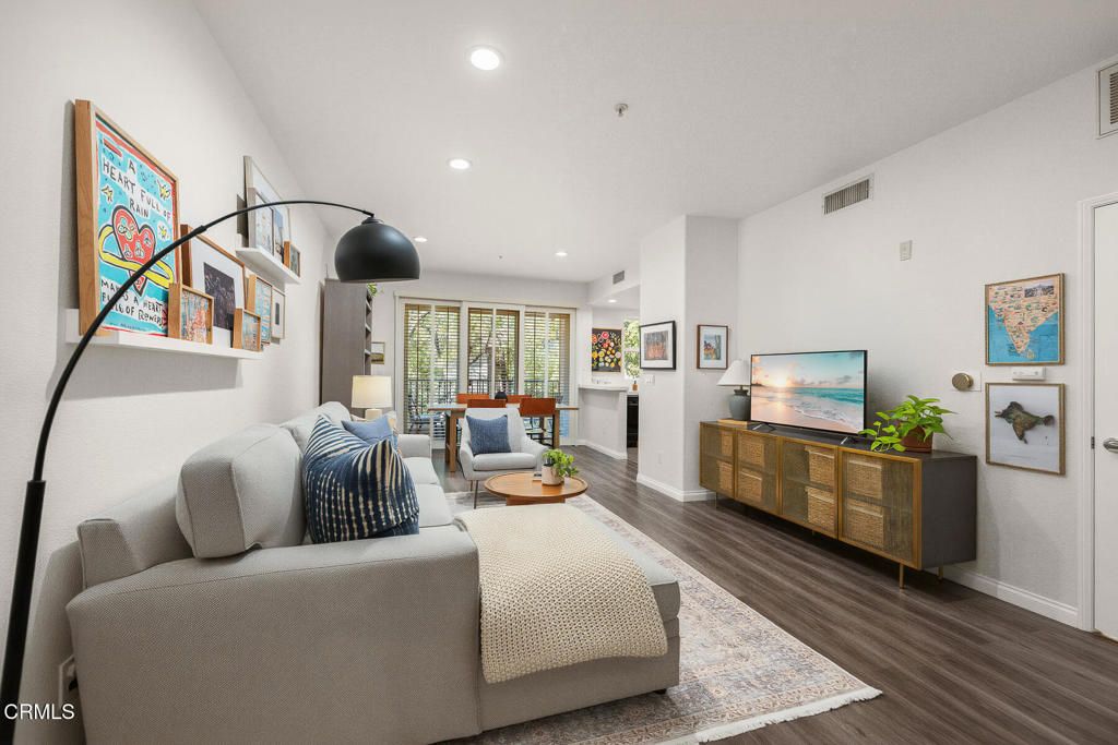 286 N Madison 314, Pasadena, CA 91101 — exterior