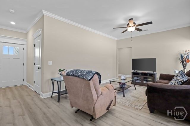 105 Mangrove Court, Jesup, GA 31546