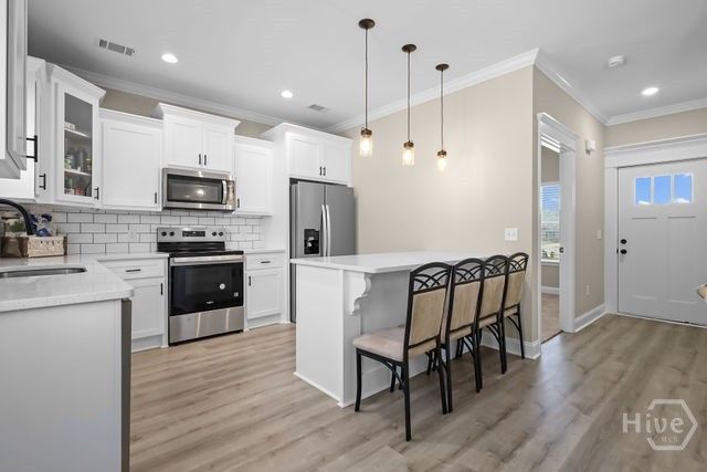 105 Mangrove Court, Jesup, GA 31546