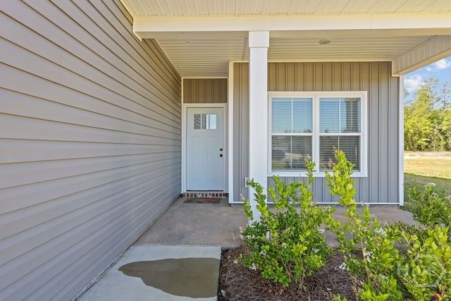 105 Mangrove Court, Jesup, GA 31546