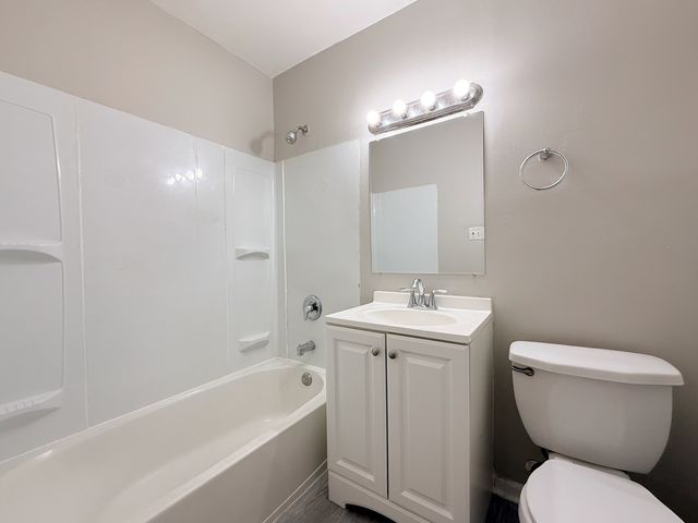 15231 Hastings Drive, Dolton, IL 60419