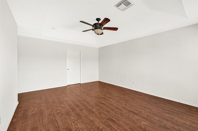 1630 Trail Oaks Court, Houston, TX 77339