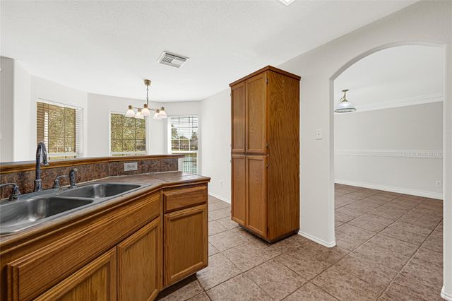 1630 Trail Oaks Court, Houston, TX 77339