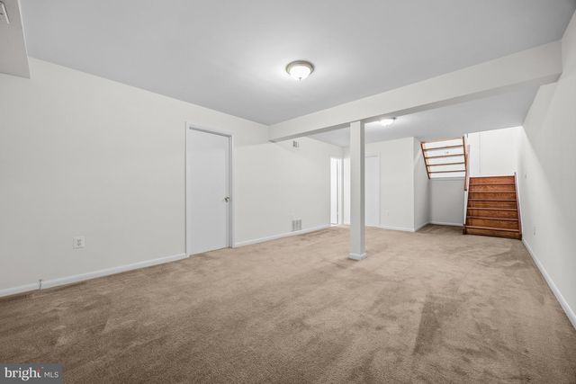 9217 THREE OAKS DR, Silver Spring, MD 20901