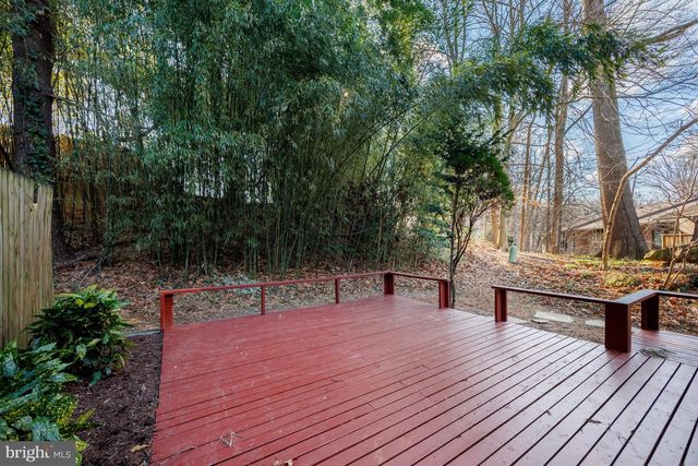 9217 THREE OAKS DR, Silver Spring, MD 20901