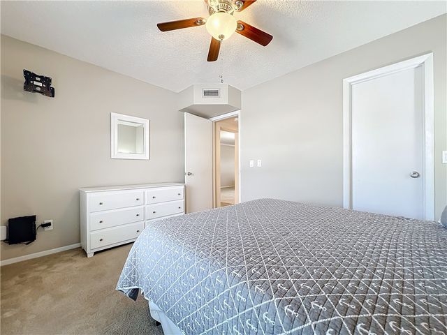 46 Plantation Drive 203, Vero Beach, FL 32966