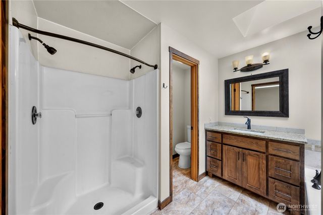 3192 Santa Fe Court, Camano Island, WA 98282
