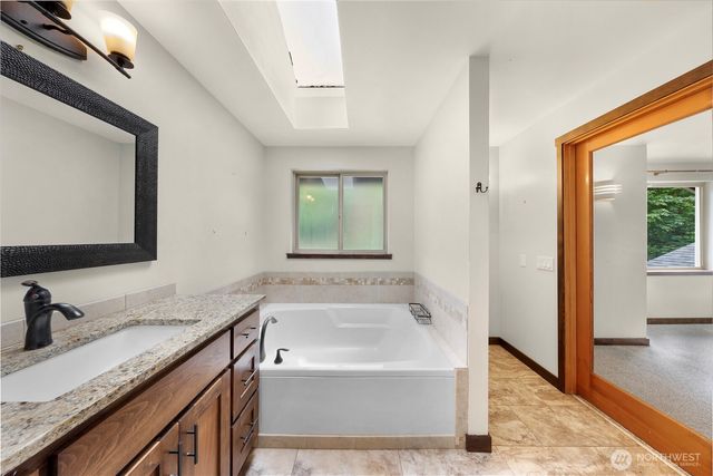 3192 Santa Fe Court, Camano Island, WA 98282