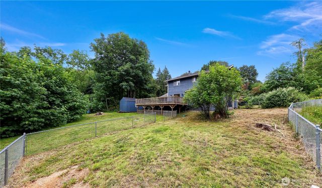 3192 Santa Fe Court, Camano Island, WA 98282