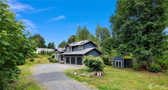 3192 Santa Fe Court, Camano Island, WA 98282