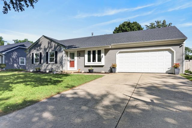 16 Sherwick Road, Oswego, IL 60543