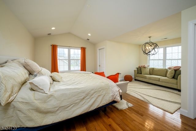 32 Pleasant Plains Rd, Franklin Twp., NJ 08823