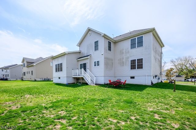 32 Pleasant Plains Rd, Franklin Twp., NJ 08823