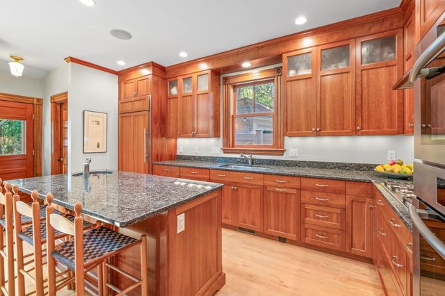 8 Cypress Rd, Wellesley, MA 02481