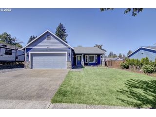 643 S 13TH Ave, Cornelius, OR 97113