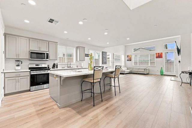 20 Grapevine Court, Oakley, CA 94561
