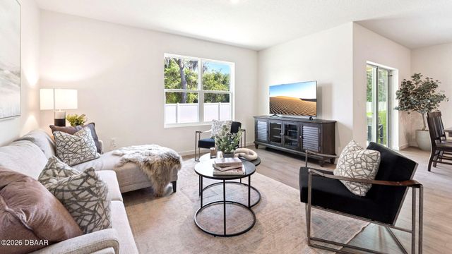 1016 Champion Ridge Drive, Daytona Beach, FL 32124