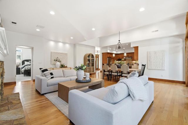 15681 Camino Del Cerro, Los Gatos, CA 95032