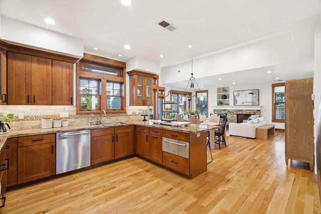 15681 Camino Del Cerro, Los Gatos, CA 95032