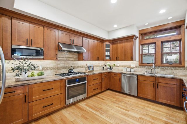 15681 Camino Del Cerro, Los Gatos, CA 95032