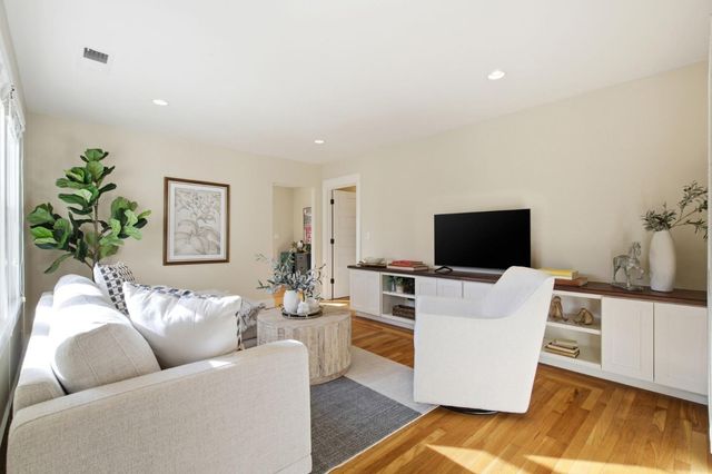 15681 Camino Del Cerro, Los Gatos, CA 95032