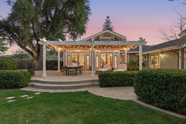 15681 Camino Del Cerro, Los Gatos, CA 95032