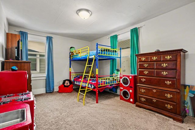 1120 E Ewing Avenue, South Bend, IN 46613