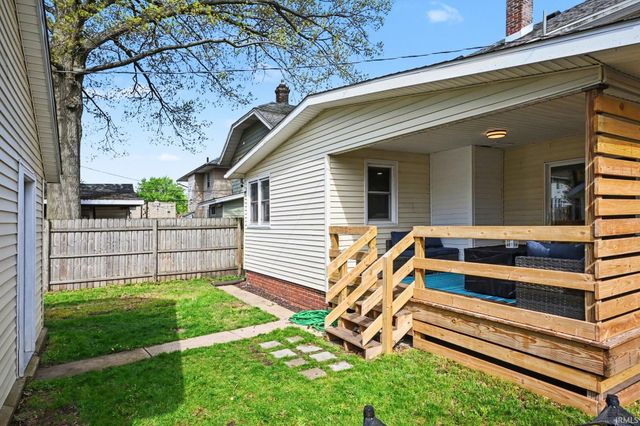 1120 E Ewing Avenue, South Bend, IN 46613