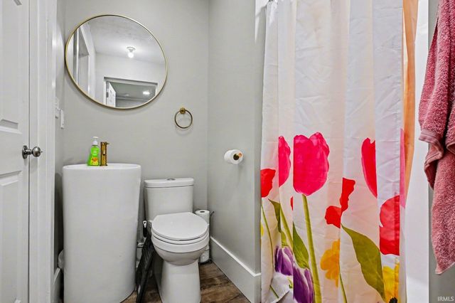 1120 E Ewing Avenue, South Bend, IN 46613