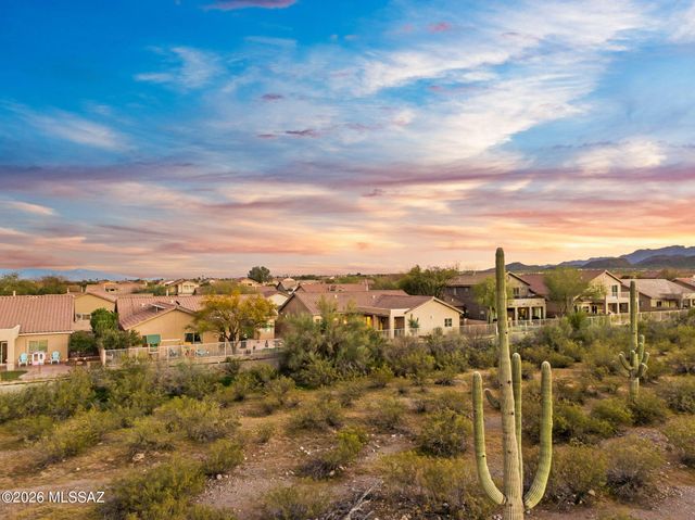 7961 N Lime Star Drive, Tucson, AZ 85743