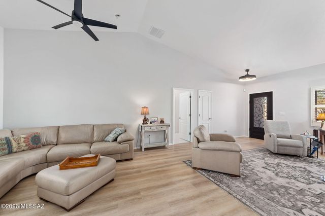 7961 N Lime Star Drive, Tucson, AZ 85743