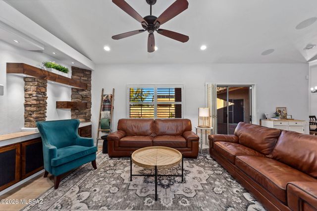 7961 N Lime Star Drive, Tucson, AZ 85743