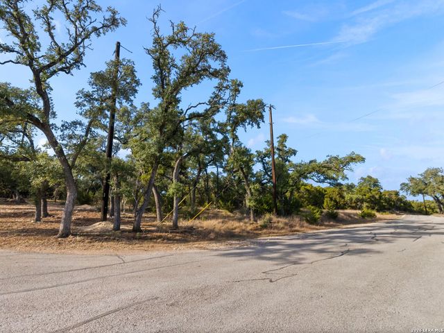 2025 Stagecoach Way, Canyon Lake, TX 78133