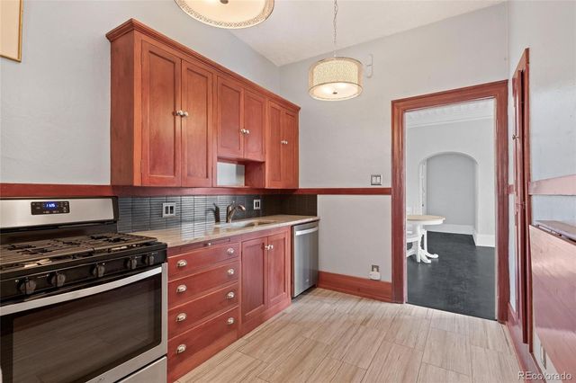 1421 N Pennsylvania Street 36, Denver, CO 80203