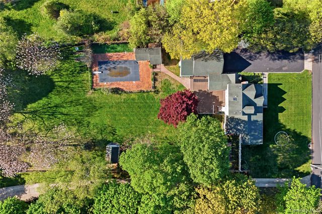 137 Wells Road, Northport, NY 11768