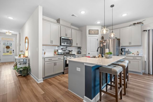 426 Carrara Drive, Summerville, SC 29486
