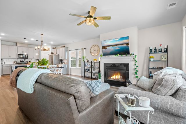 426 Carrara Drive, Summerville, SC 29486