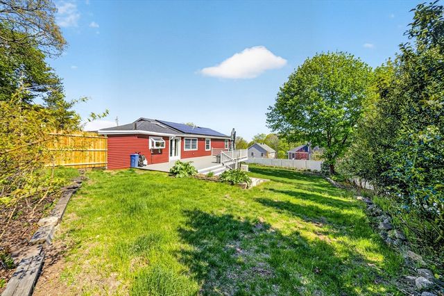 13 Mulcahy Lane, Billerica, MA 01821