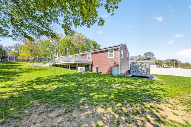 13 Mulcahy Lane, Billerica, MA 01821
