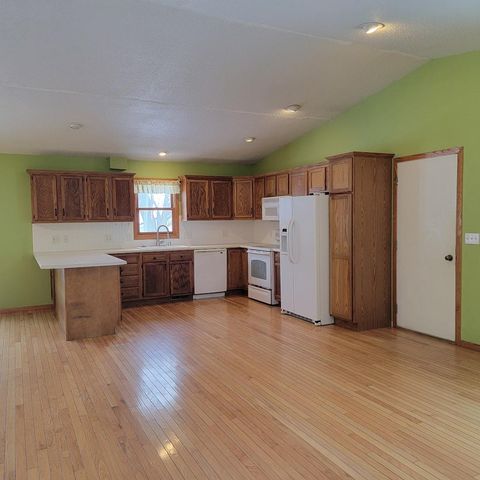 1557 Old Lancaster Road, Platteville, WI 53818