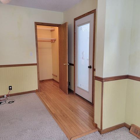 1557 Old Lancaster Road, Platteville, WI 53818