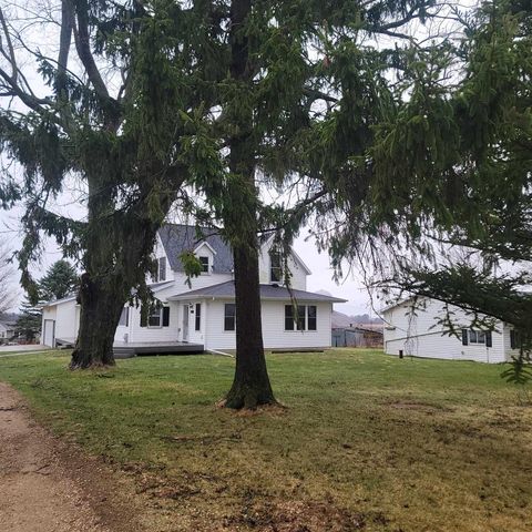 1557 Old Lancaster Road, Platteville, WI 53818