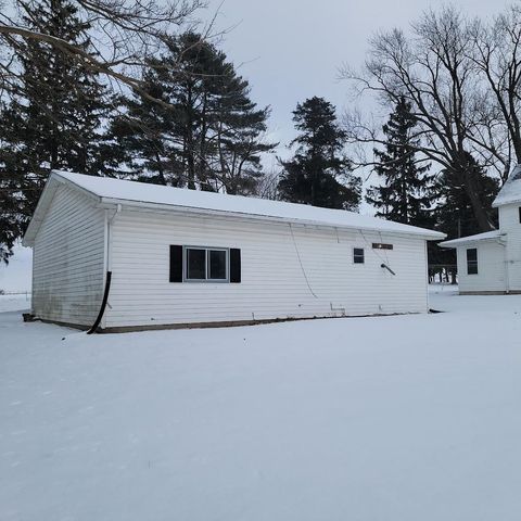 1557 Old Lancaster Road, Platteville, WI 53818