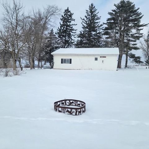 1557 Old Lancaster Road, Platteville, WI 53818