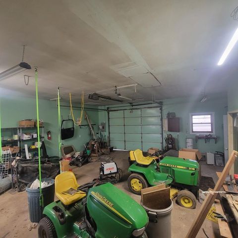 1557 Old Lancaster Road, Platteville, WI 53818