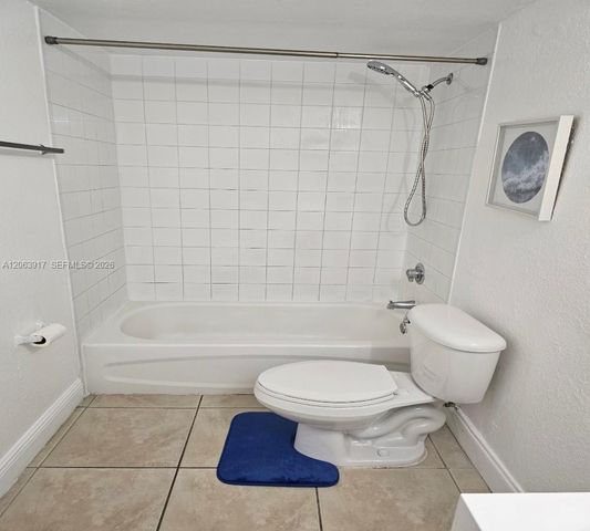 5201 Geneva Way 202, Doral, FL 33166